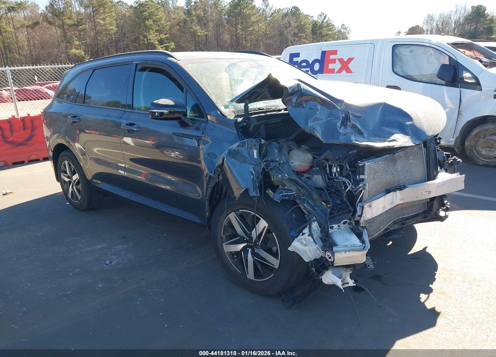 2021 KIA SORENTO S VIN: 5XYRL4LC2MG065766