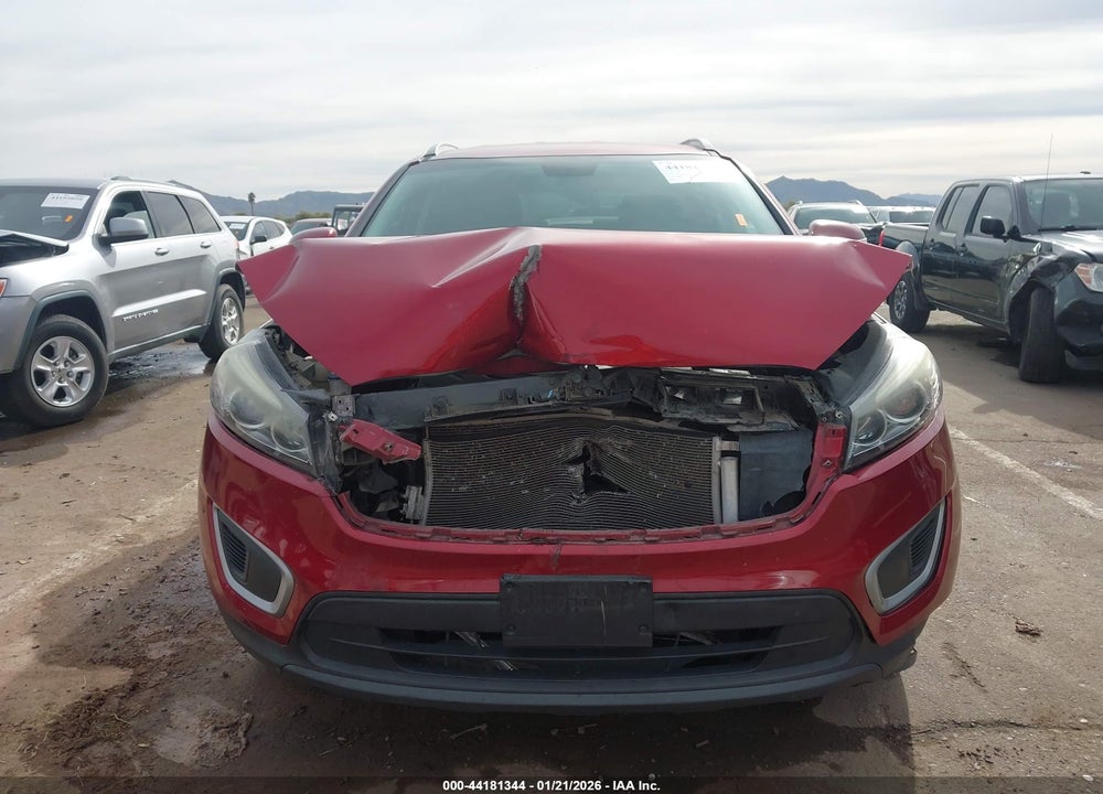 2018 KIA SORENTO 3.3L LX VIN: 5XYPG4A55JG346391