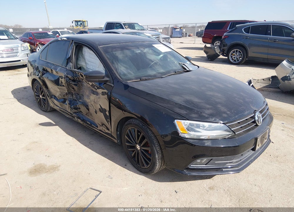 2016 VOLKSWAGEN JETTA 1.8T SPORT VIN: 3VWD17AJ2GM337546