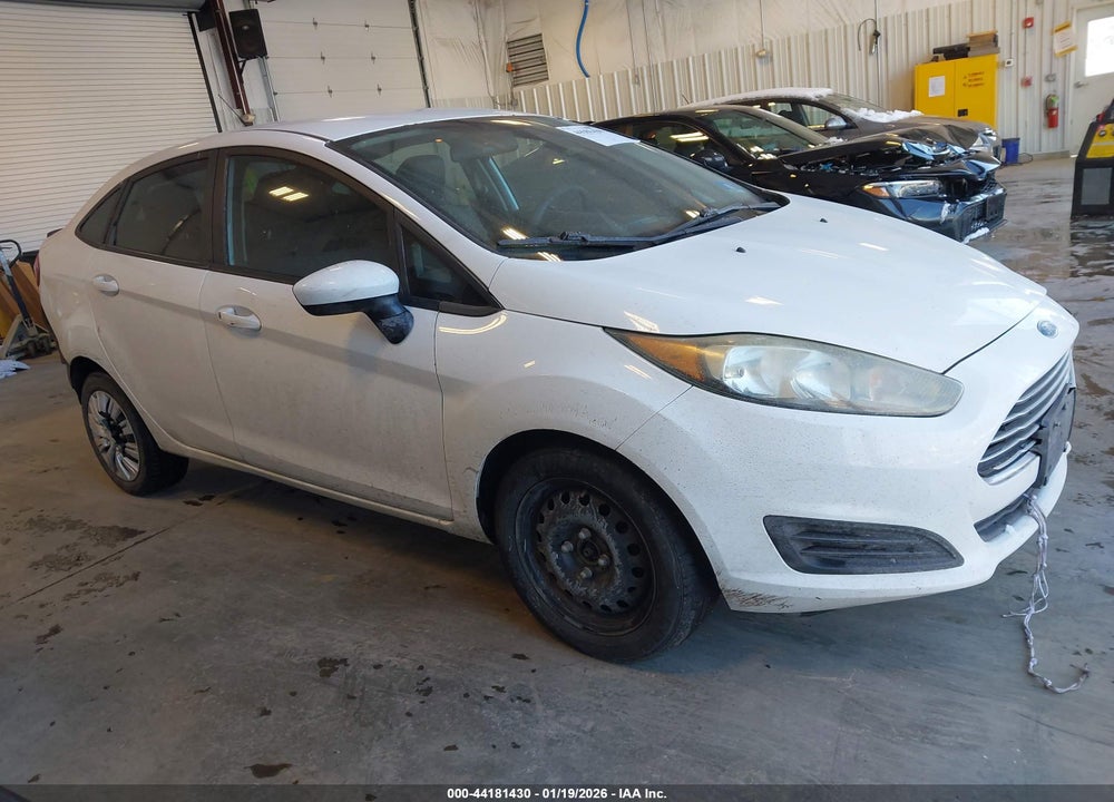 2015 FORD FIESTA S VIN: 3FADP4AJ4FM221513