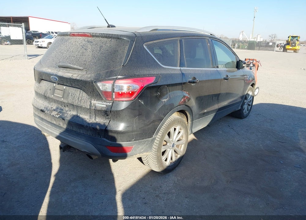 2017 FORD ESCAPE TITANIUM VIN: 1FMCU0JD7HUC33327