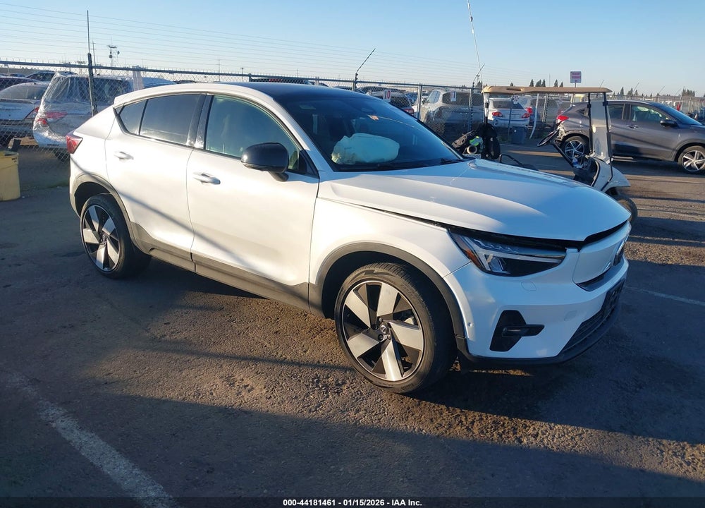 2023 VOLVO C40 RECHARGE PURE ELECTRIC TWIN ULTIMATE VIN: YV4ED3GM4P2032806