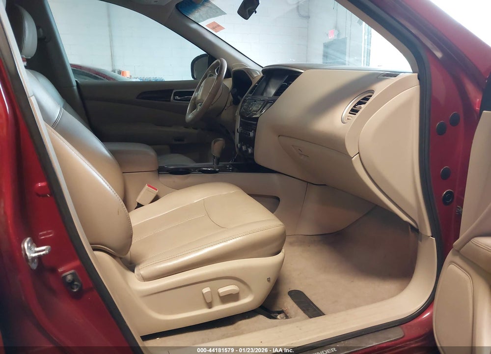 2015 NISSAN PATHFINDER PLATINUM VIN: 5N1AR2MN6FC618969