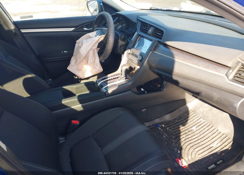 2018 HONDA CIVIC LX VIN: 19XFC2F57JE204173