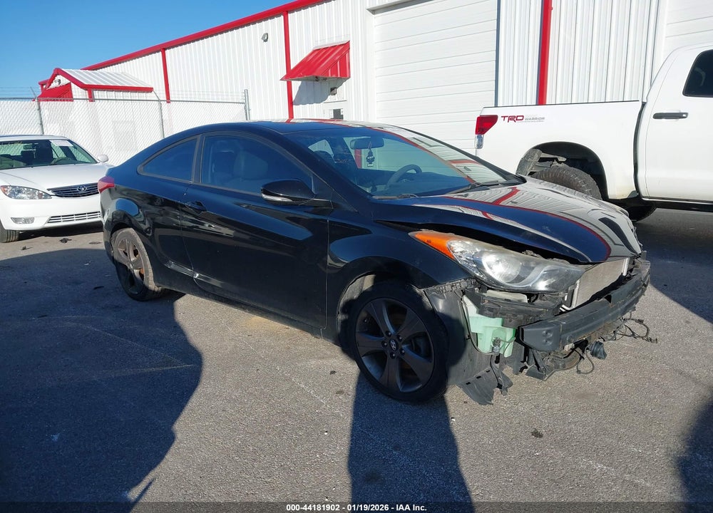 2013 HYUNDAI ELANTRA SE VIN: KMHDH6AE3DU009096