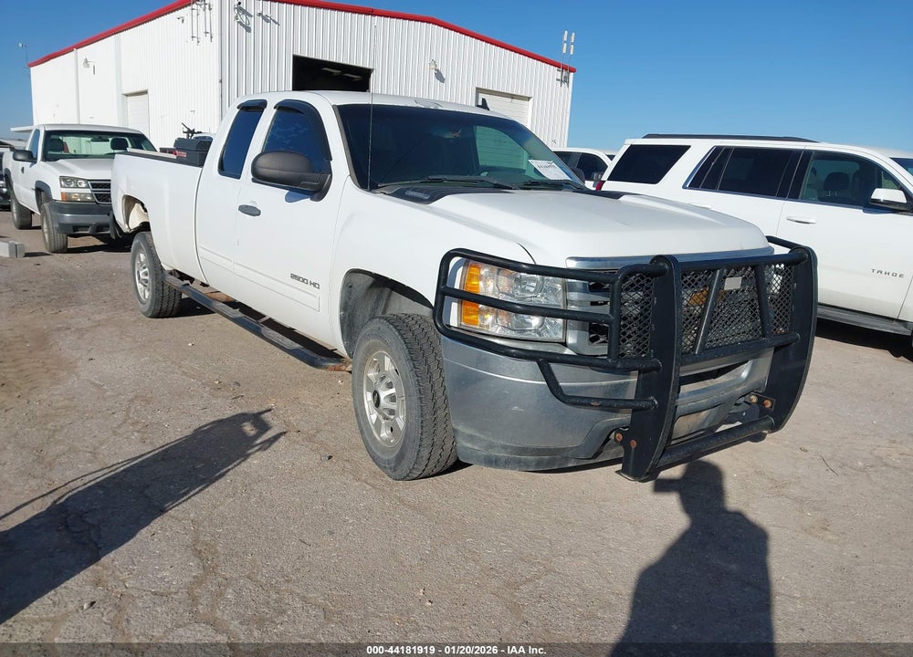 2013 CHEVROLET SILVERADO 2500HD LT VIN: 1GC2CXCG4DZ338486