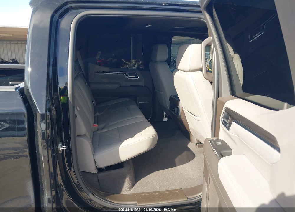 2025 CHEVROLET SILVERADO 1500 2WD  SHORT BED LTZ VIN: 3GCPAEE89SG161095
