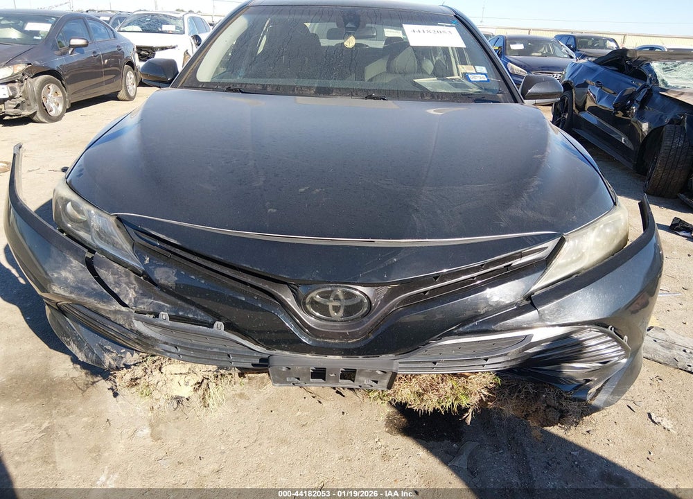 2018 TOYOTA CAMRY LE VIN: JTNB11HK8J3068320