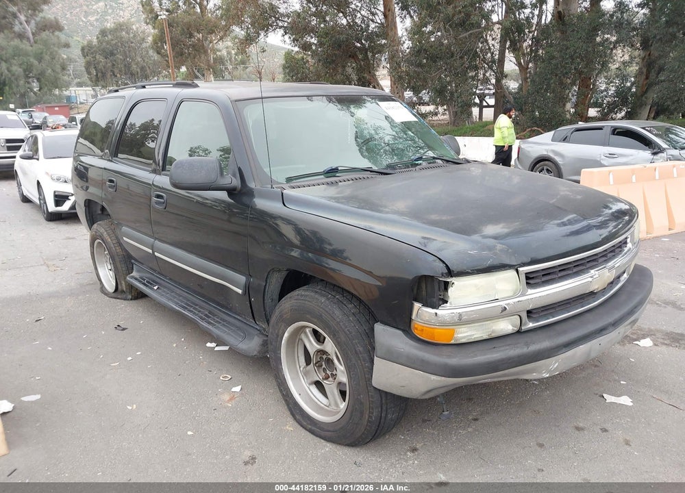 2004 CHEVROLET TAHOE LS VIN: 1GNEC13V44R205792