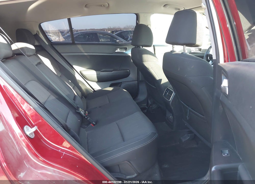 2020 KIA SPORTAGE LX VIN: KNDPM3AC3L7759475
