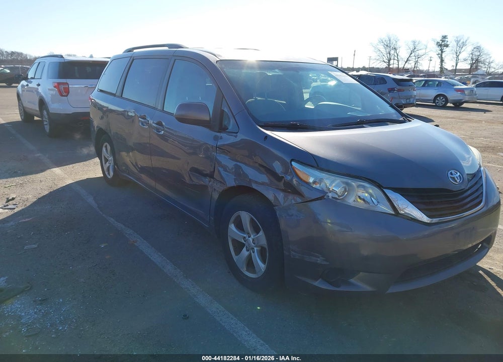 2013 TOYOTA SIENNA LE V6 8 PASSENGER VIN: 5TDKK3DCXDS298665