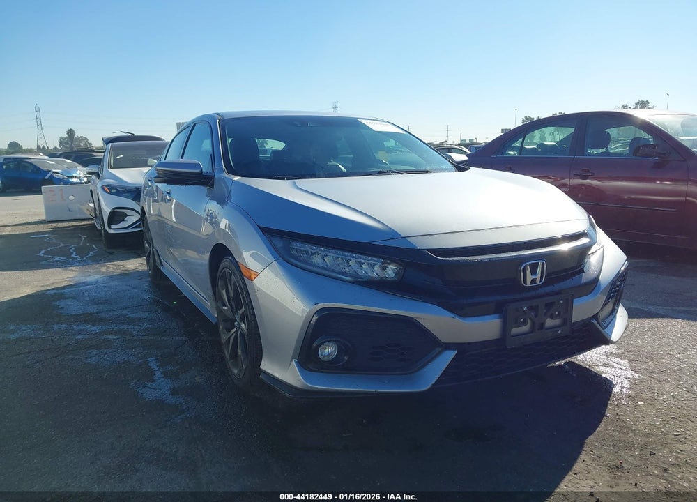 2018 HONDA CIVIC SPORT TOURING VIN: SHHFK7H93JU411541