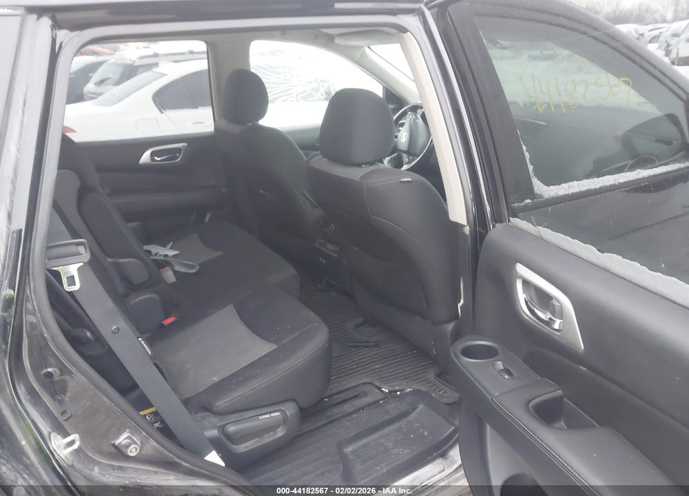 2019 NISSAN PATHFINDER SV VIN: 5N1DR2MM0KC591220