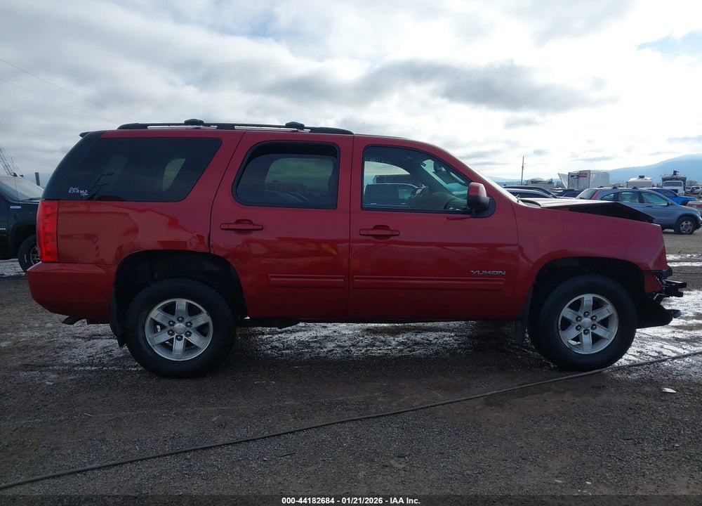 2012 GMC YUKON SLE VIN: 1GKS2AE05CR310800