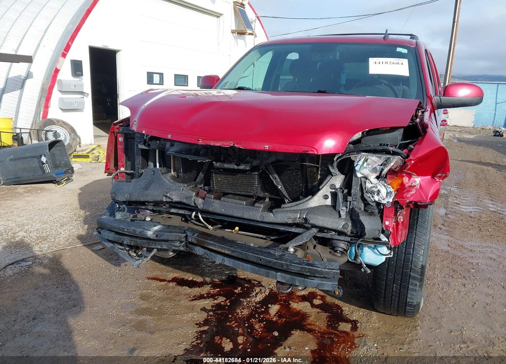 2012 GMC YUKON SLE VIN: 1GKS2AE05CR310800