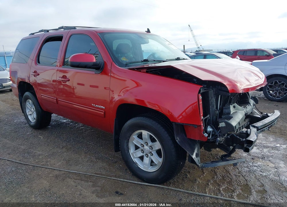 2012 GMC YUKON SLE VIN: 1GKS2AE05CR310800