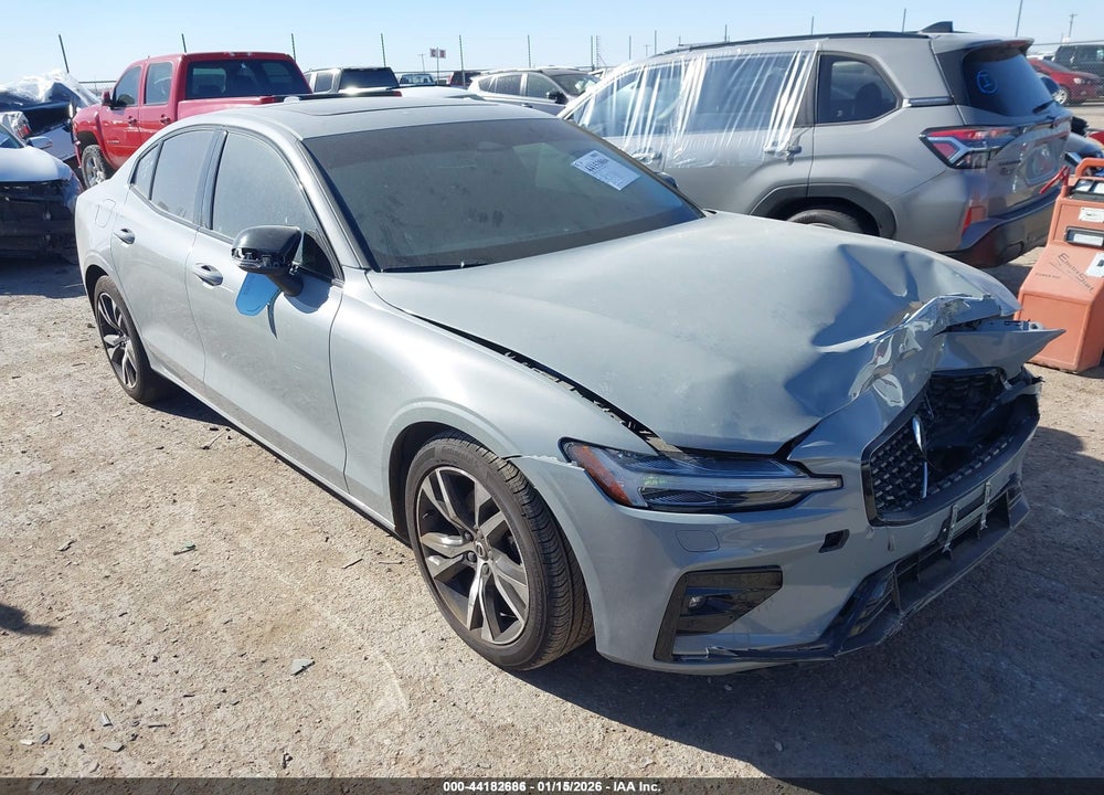 2025 VOLVO S60 B5 CORE VIN: 7JRL12FJ0SG362525