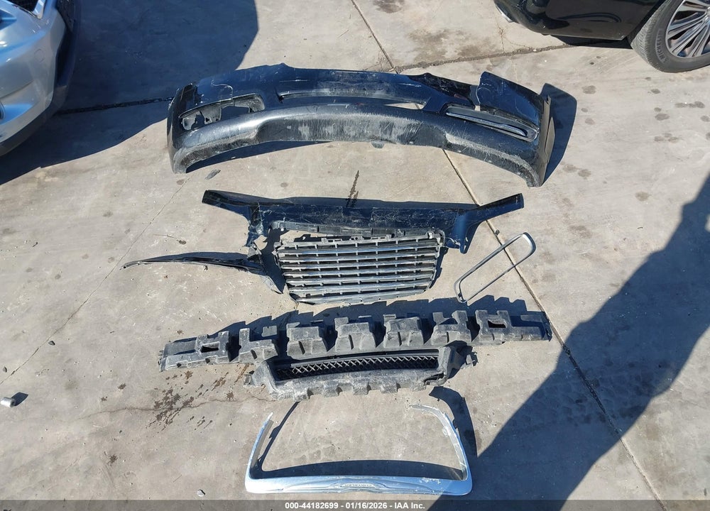 2014 CHRYSLER 300 VIN: 2C3CCAAG8EH357147