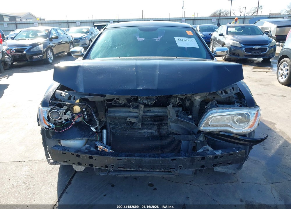 2014 CHRYSLER 300 VIN: 2C3CCAAG8EH357147