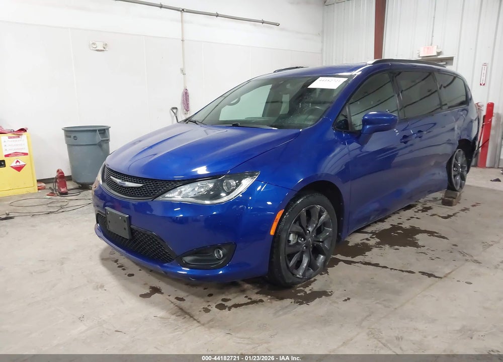 2019 CHRYSLER PACIFICA TOURING L VIN: 2C4RC1BG6KR574450