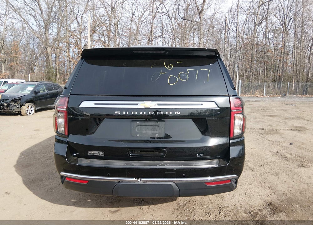 2021 CHEVROLET SUBURBAN 4WD LT VIN: 1GNSKCKD9MR481279