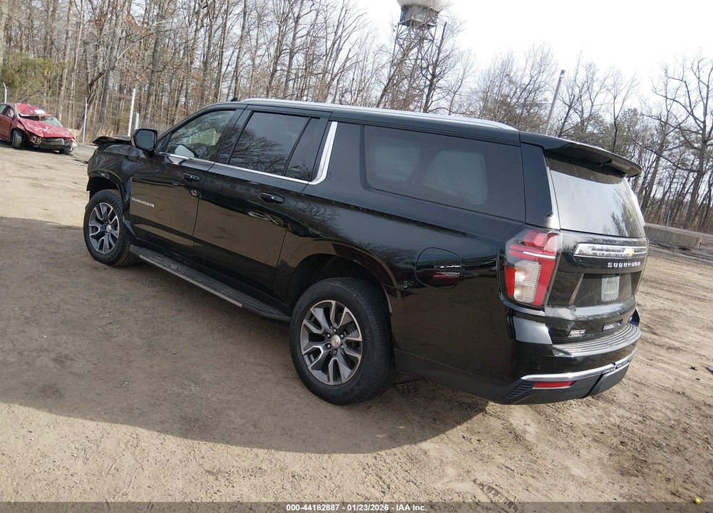 2021 CHEVROLET SUBURBAN 4WD LT VIN: 1GNSKCKD9MR481279
