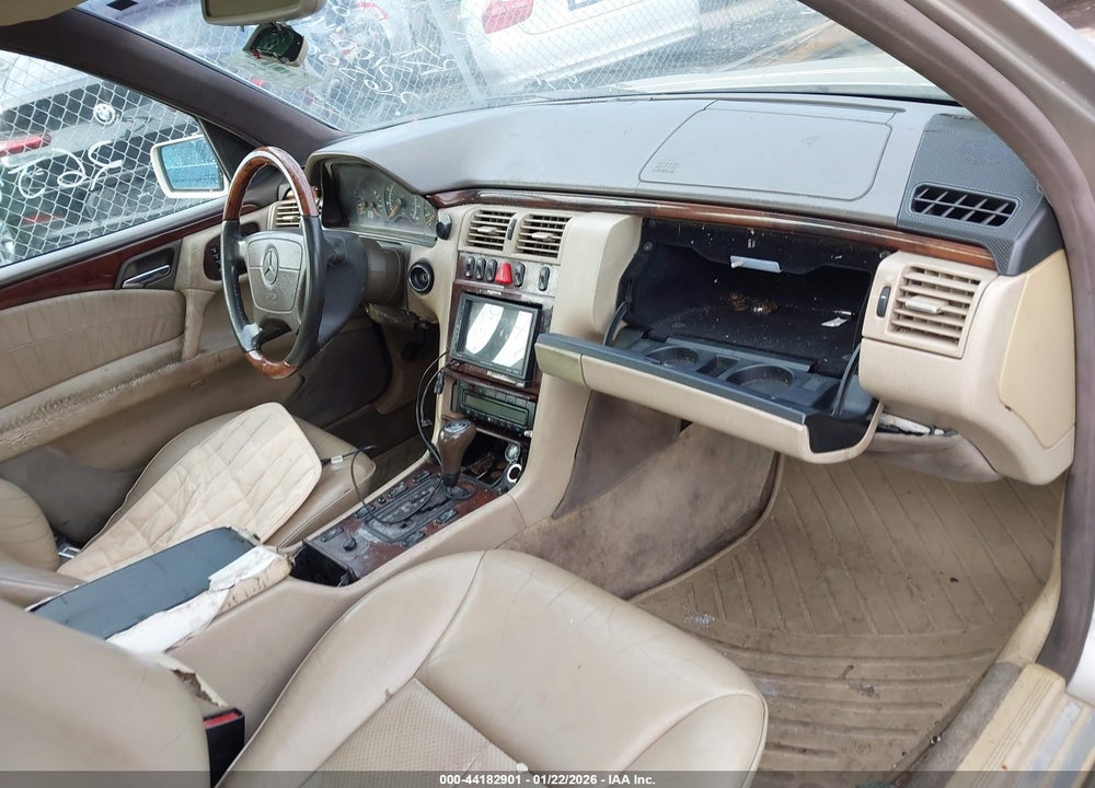 1997 MERCEDES-BENZ E 320 VIN: WDBJF55F5VA299692