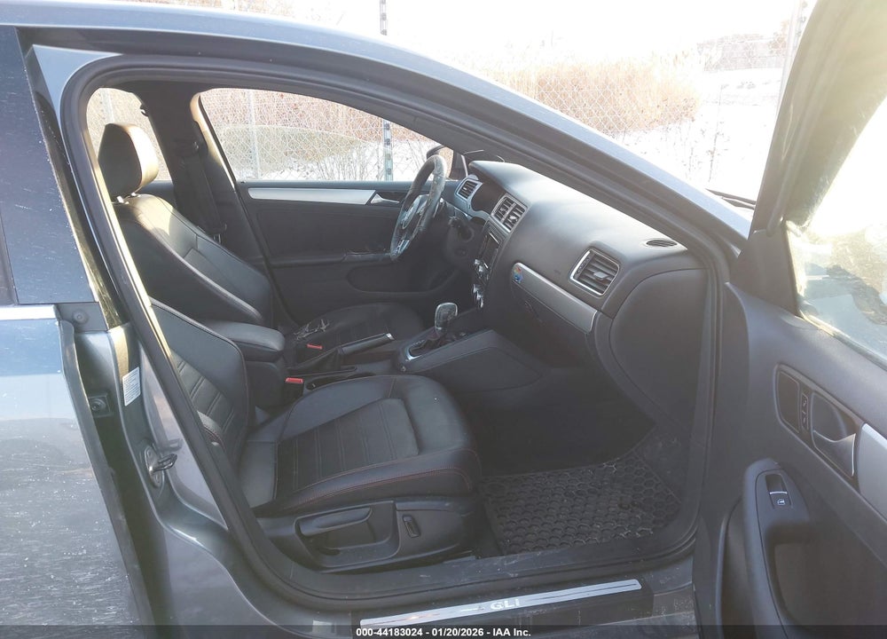 2013 VOLKSWAGEN JETTA GLI AUTOBAHN W/NAV VIN: 3VW4S7AJ7DM305281