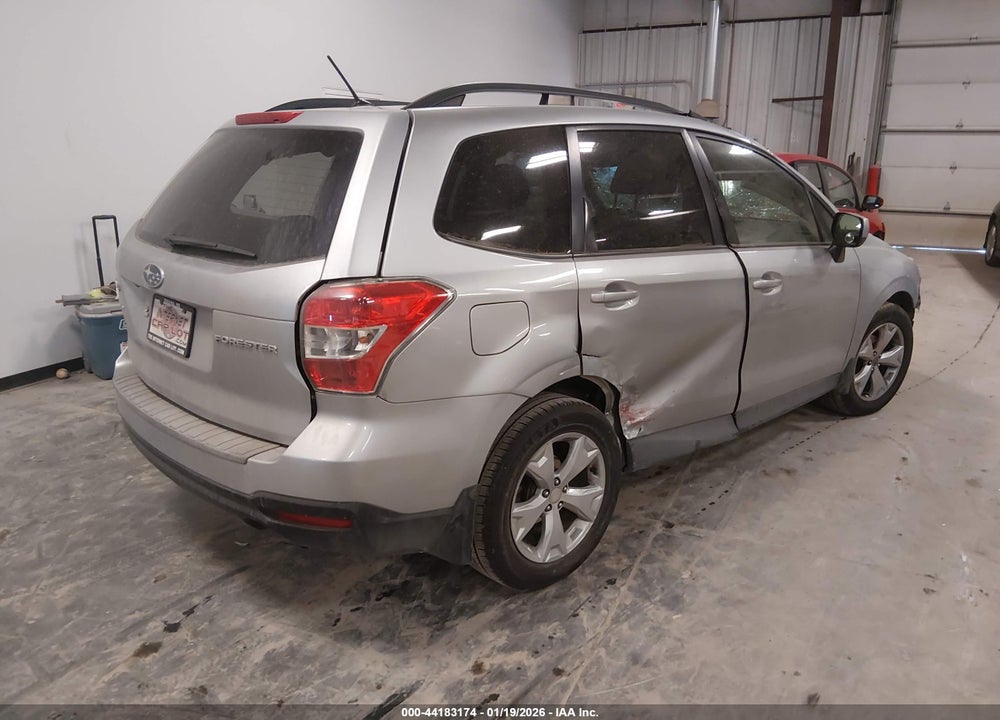 2015 SUBARU FORESTER VIN: JF2SJAFC1FH404630