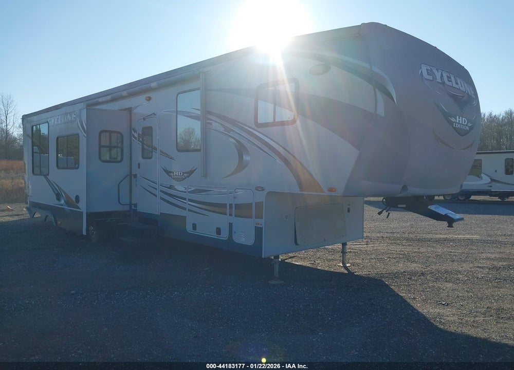 2012 HEARTLAND RV CYCLONE TOY HAULER S VIN: 5SFCG4338CE239547