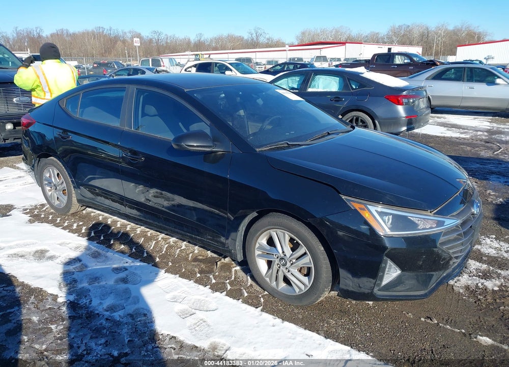 2019 HYUNDAI ELANTRA SEL VIN: KMHD84LF5KU746002