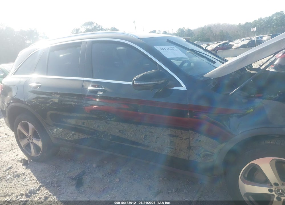 2022 MERCEDES-BENZ GLC 300 4MATIC SUV VIN: W1N0G8EB5NV395946
