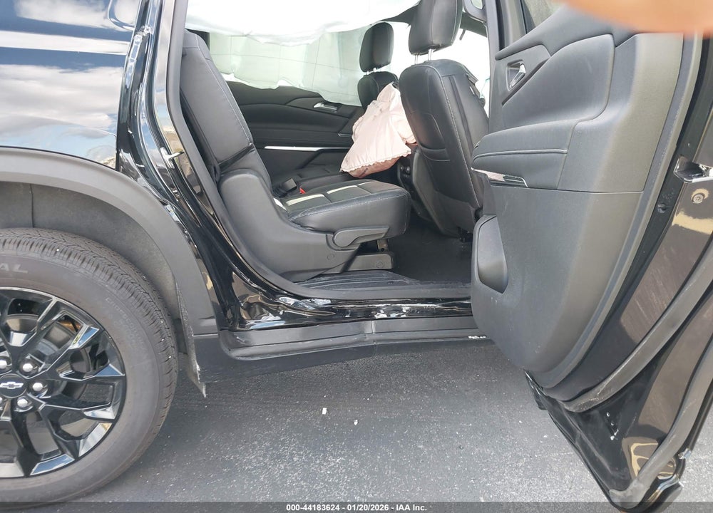 2026 CHEVROLET TRAVERSE FWD LT VIN: 1GNERGKS5TJ131935