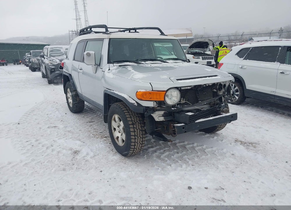 2007 TOYOTA FJ CRUISER VIN: JTEBU11F070091315