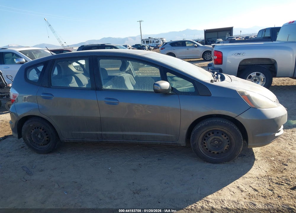 2012 HONDA FIT VIN: JHMGE8H39CC032699