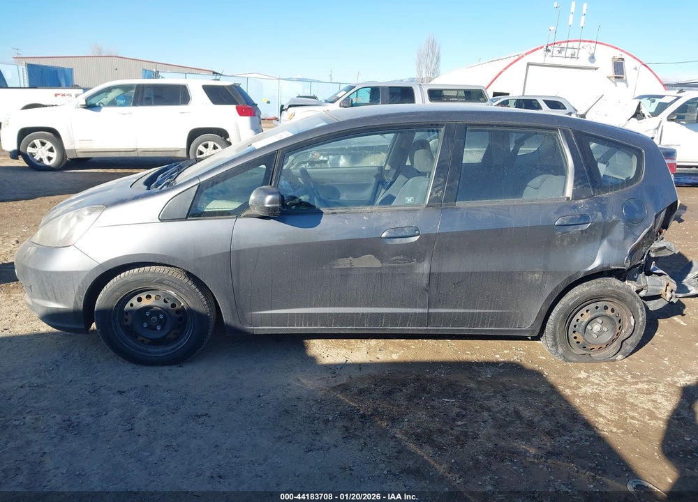2012 HONDA FIT VIN: JHMGE8H39CC032699