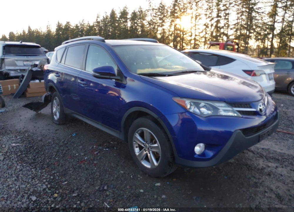 2015 TOYOTA RAV4 XLE VIN: 2T3RFREV0FW391721