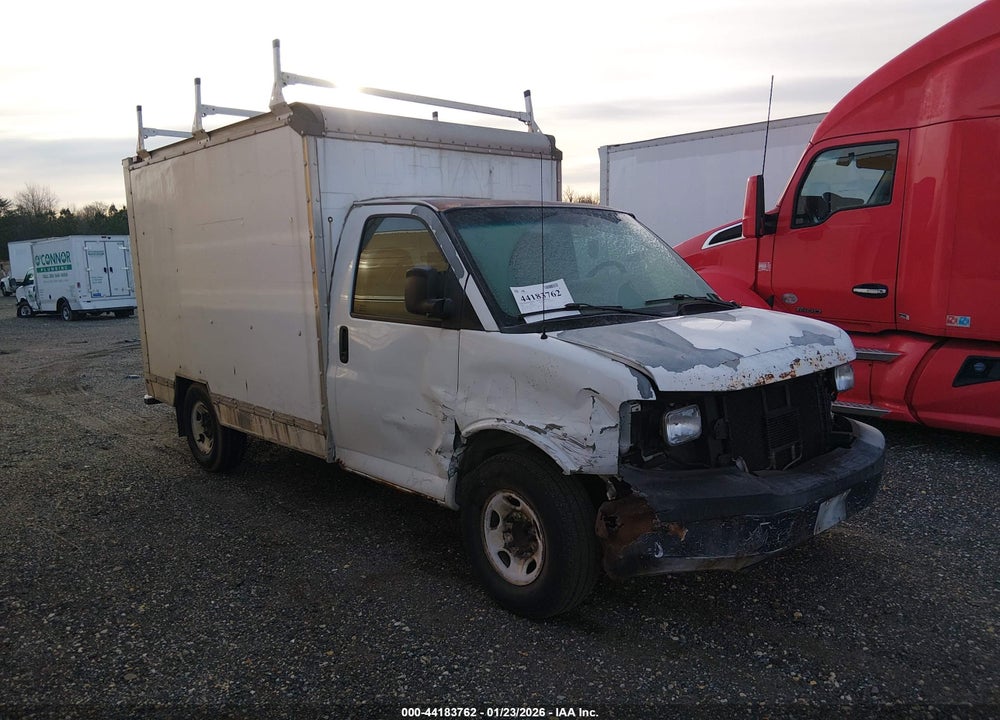 2005 GMC SAVANA CUTAWAY STANDARD VIN: 1GDGG31VX51901847