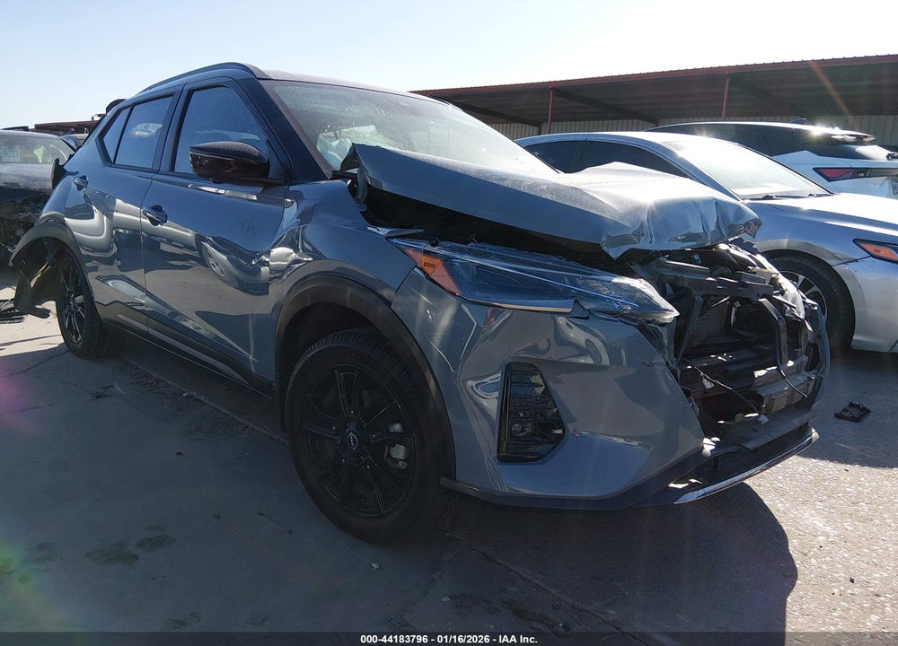 2023 NISSAN KICKS SR XTRONIC CVT VIN: 3N1CP5DV0PL555977