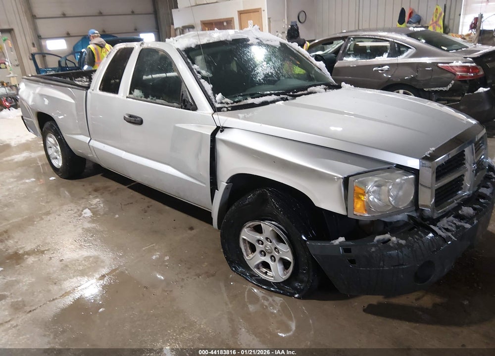 2005 DODGE DAKOTA SLT VIN: 1D7HW42K45S219150