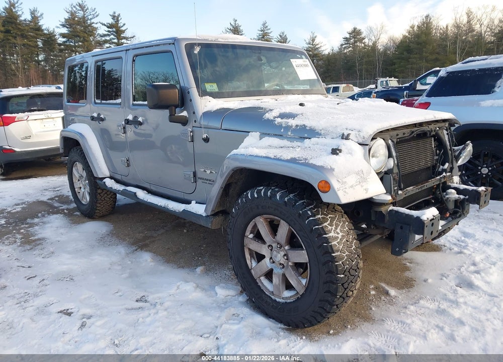 2016 JEEP WRANGLER UNLIMITED SAHARA VIN: 1C4BJWEG5GL148409