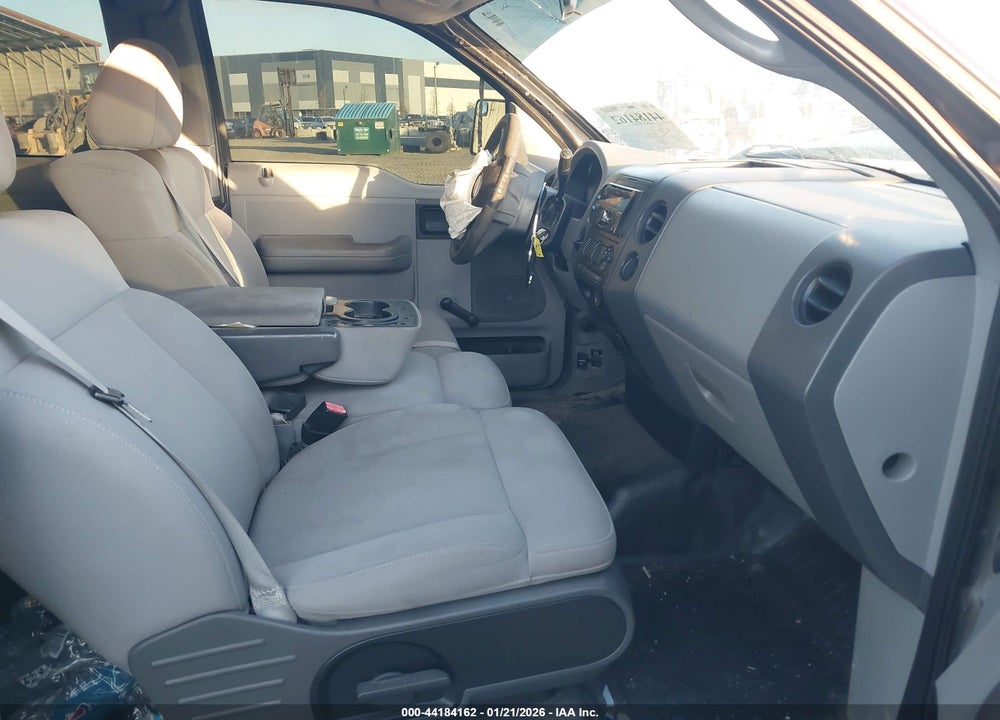 2006 FORD F-150 STX/XL/XLT VIN: 1FTRX12W06NB88816