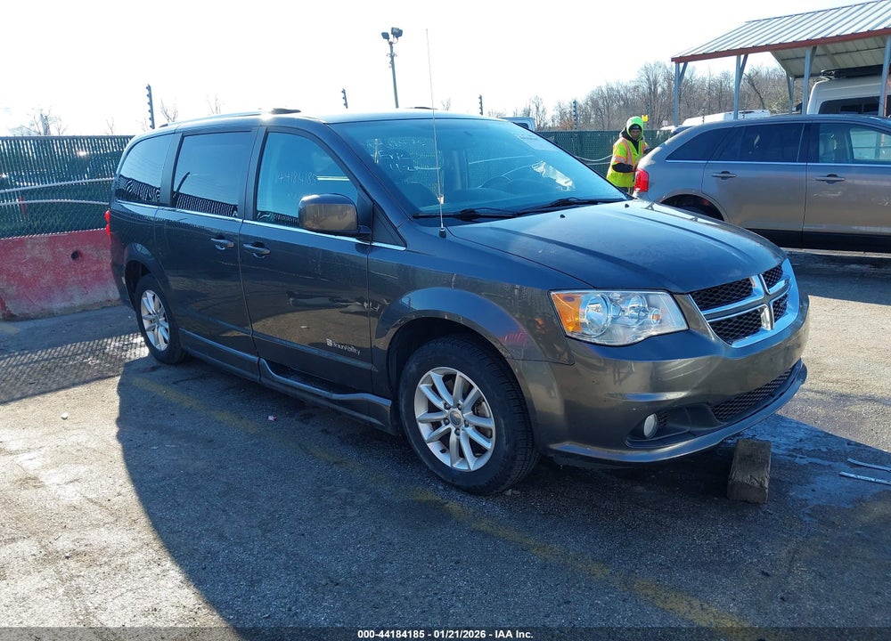 2018 DODGE GRAND CARAVAN SXT VIN: 2C7WDGCG8JR218598