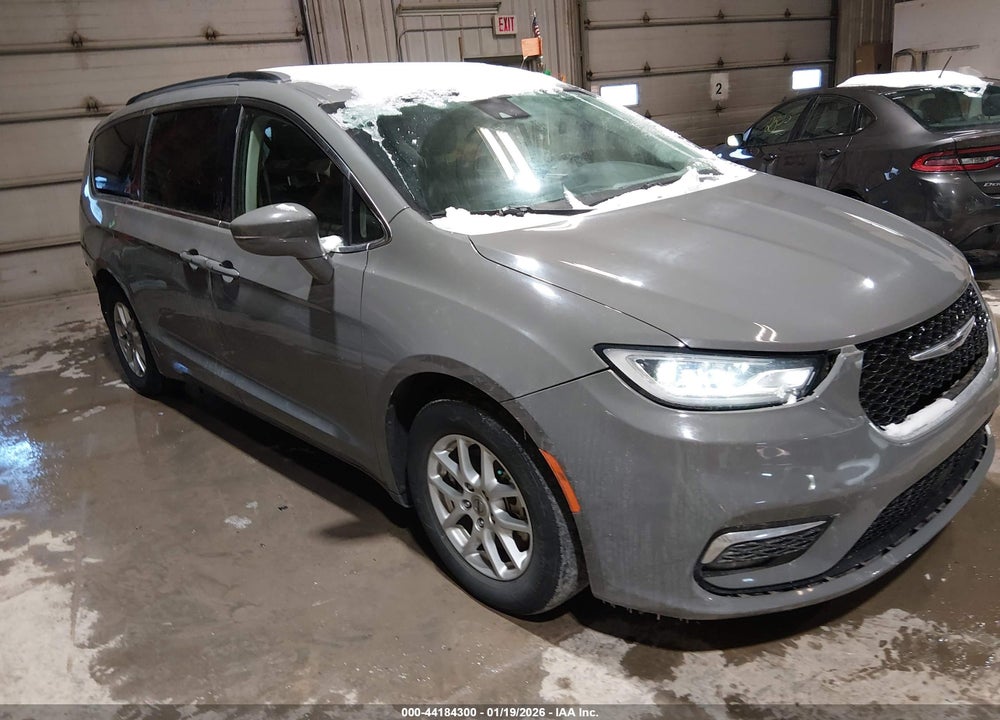 2022 CHRYSLER PACIFICA TOURING L VIN: 2C4RC1BG9NR133125