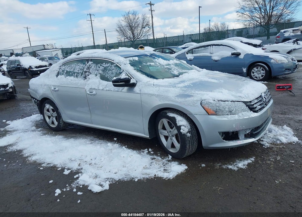 2013 VOLKSWAGEN PASSAT 2.5L SE VIN: 1VWBP7A33DC088159