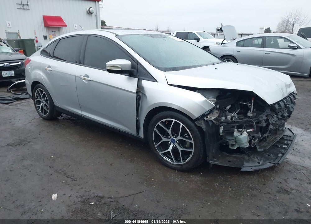 2018 FORD FOCUS SEL VIN: 1FADP3H23JL270219