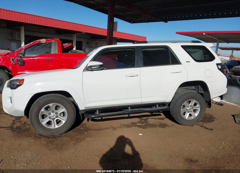 2022 TOYOTA 4RUNNER SR5 VIN: JTEMU5JR6N6035190