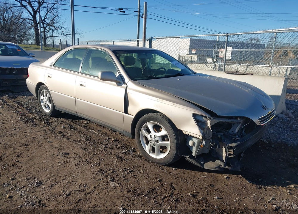 2001 LEXUS ES 300 VIN: JT8BF28G110335644