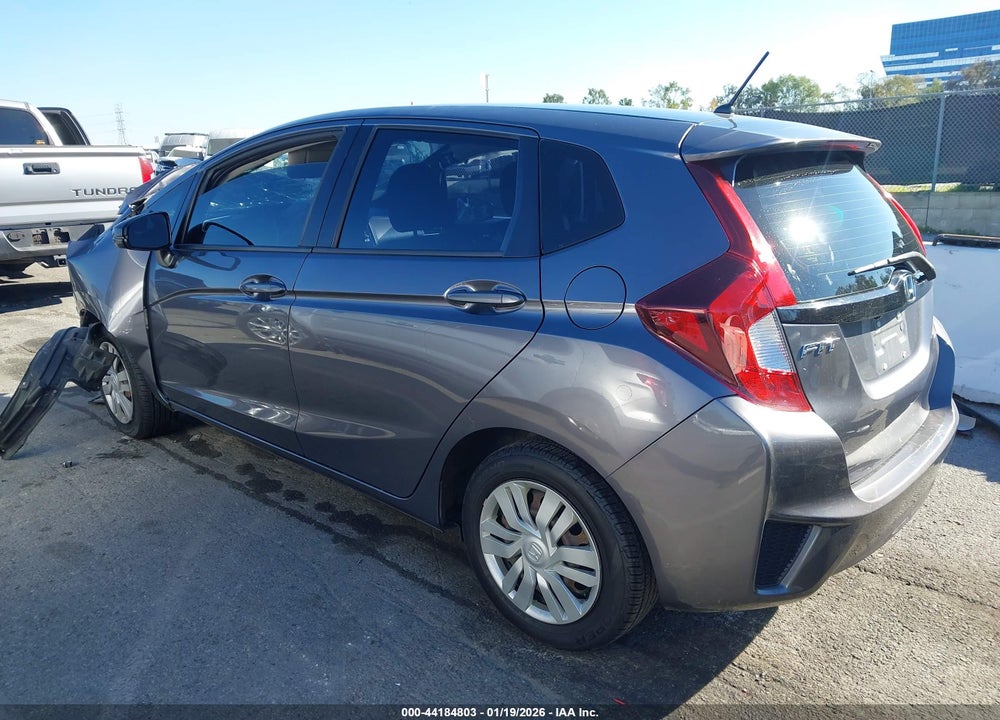 2015 HONDA FIT LX VIN: 3HGGK5G51FM749226