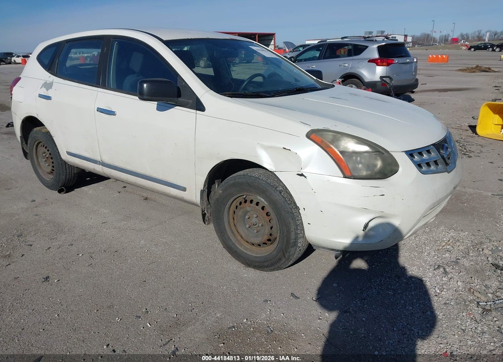 2015 NISSAN ROGUE SELECT S VIN: JN8AS5MT4FW674307